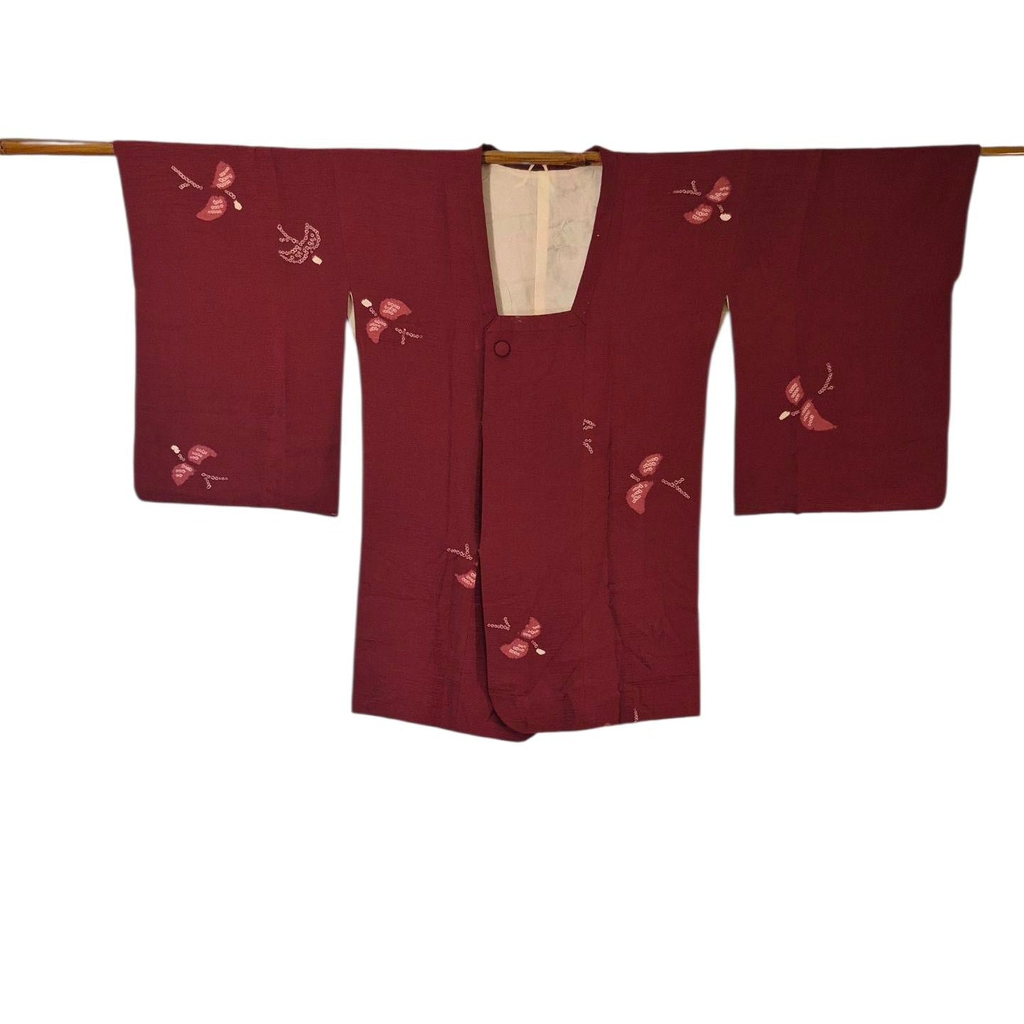 Bordowe michiyuki wzór robiony metodą tie-dye. 