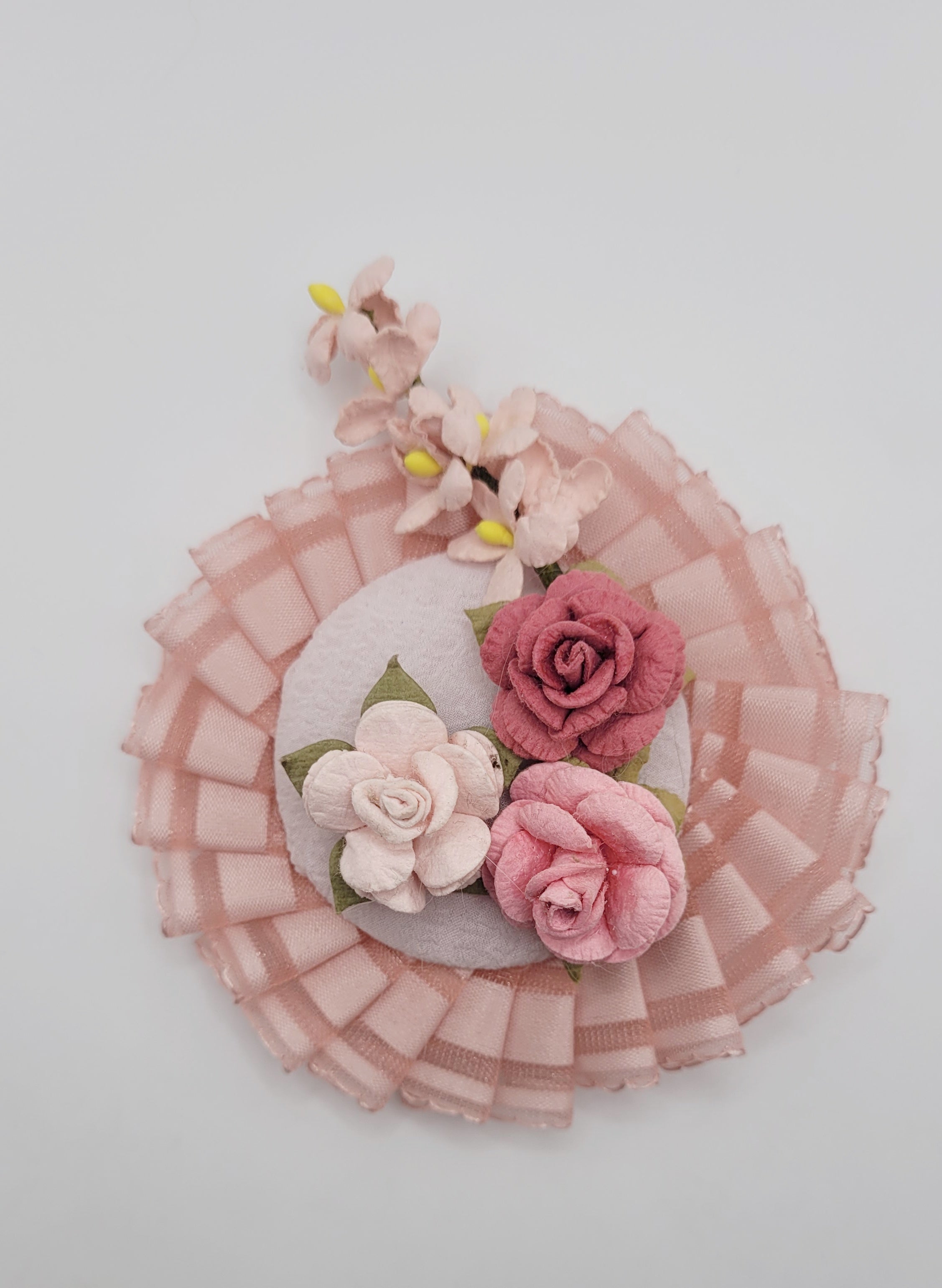 Pink lolita accessories and hair pin. 